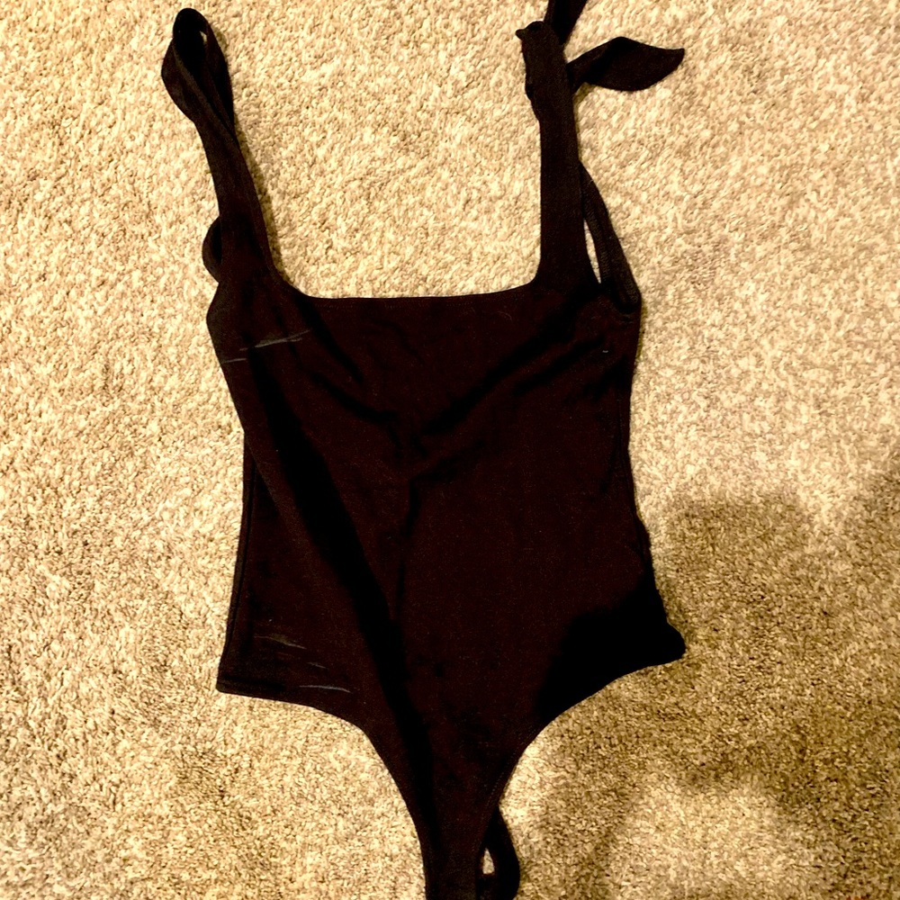 FREE PEOPLE TIE LOW BACK BODYSUIT- small NWT